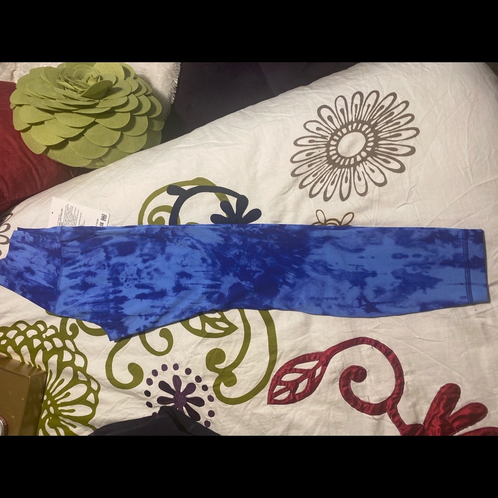 NWT Lululemon Game Day Align 25”
